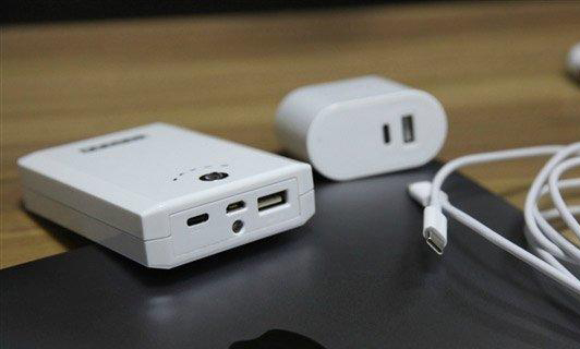 充電器